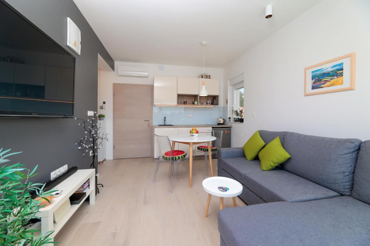 Apartment Alan 2 Vrsi Eksteriør billede